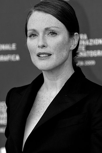 English: Actress Julianne Moore - 66th Venice ...